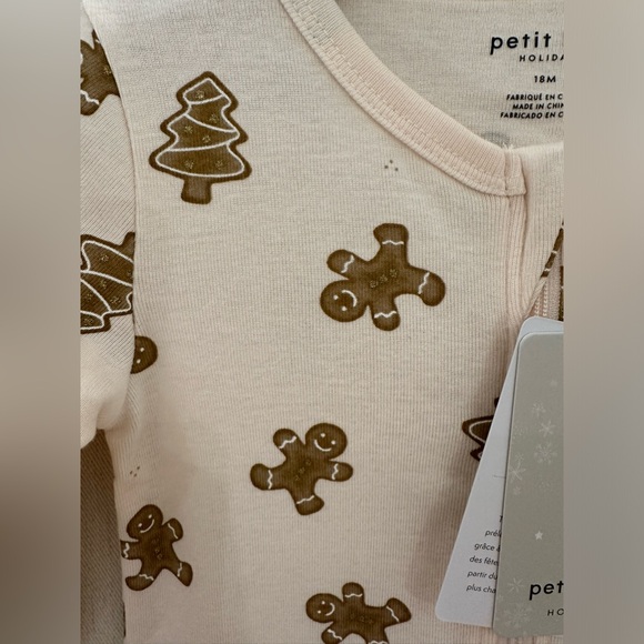 *SOLD* ๐ Baby 18 Mth Gingerbread Footed Sleeper Petit Lem - Picture 4 of 8